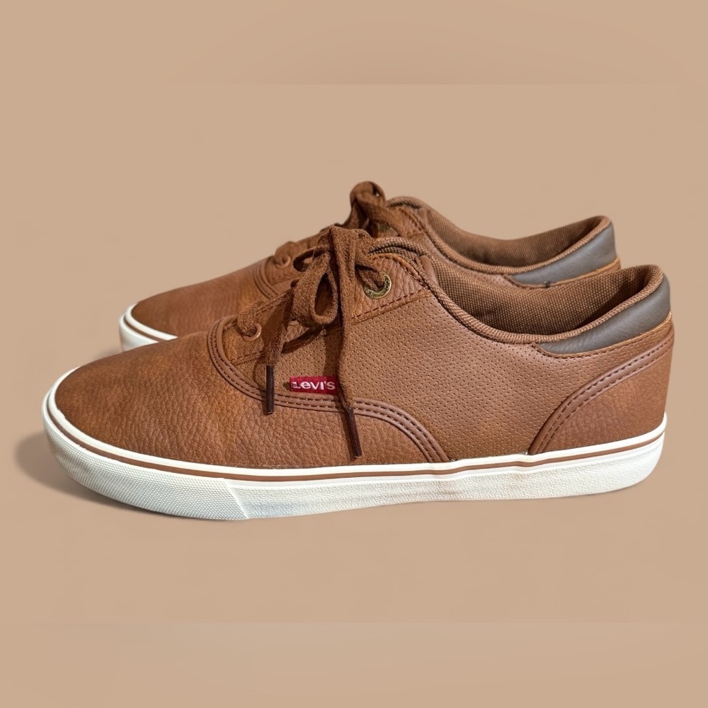 Levi's Men's Ethan Nappa Faux Leather (Vegan) Brown Sneakers - Size 8.5 M - EUC